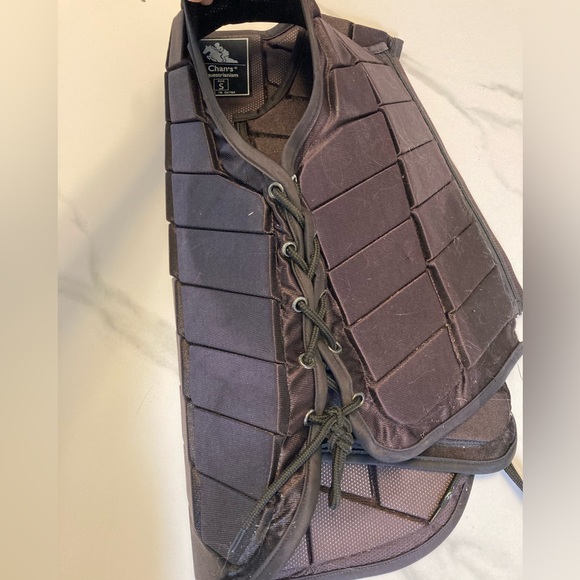 Chan’s Equestrianism Safety Vest - Picture 4 of 8